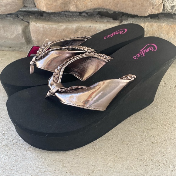 Detail Candies Flip Flops Nomer 27