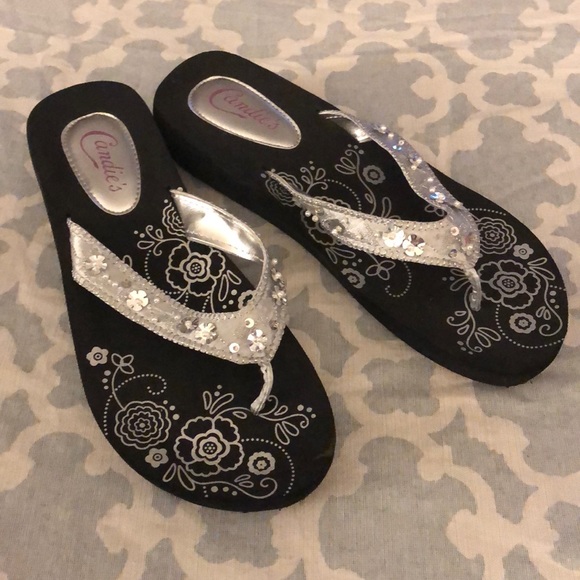 Detail Candies Flip Flops Nomer 6