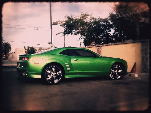 Candy Apple Green Camaro - KibrisPDR