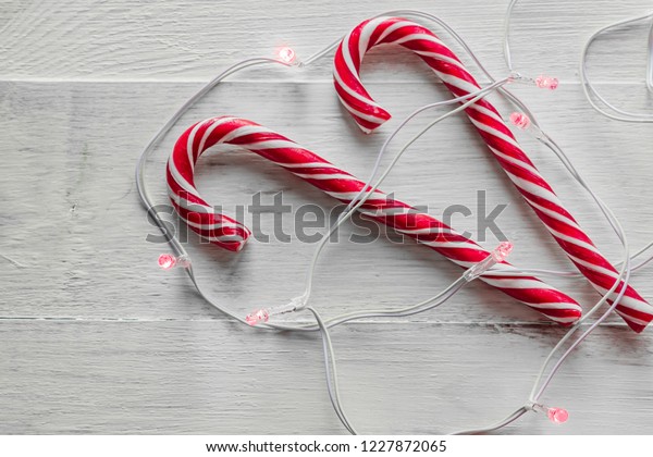 Detail Candy Cane Shoelaces Nomer 36
