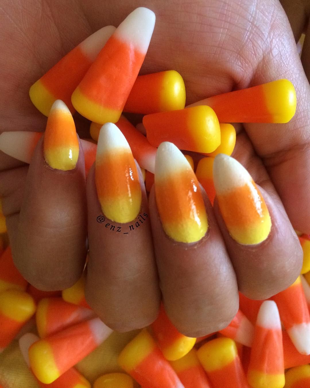 Detail Candy Corn Nails Pinterest Nomer 2