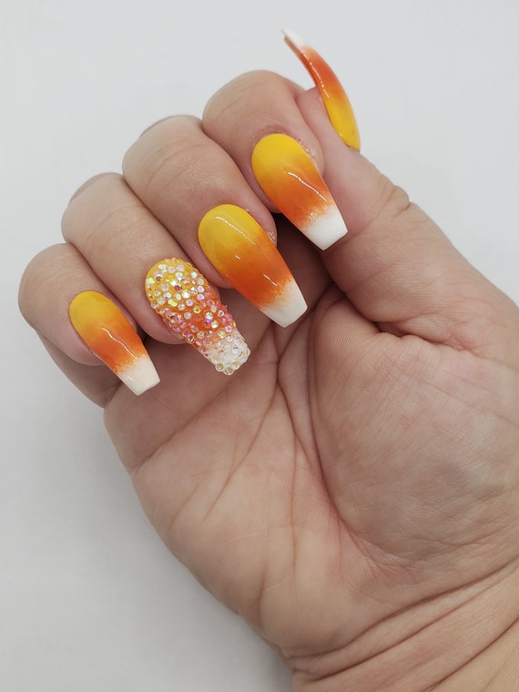 Detail Candy Corn Nails Pinterest Nomer 16