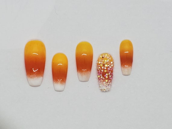 Detail Candy Corn Nails Pinterest Nomer 44