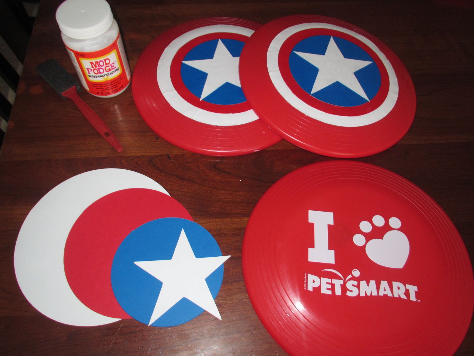 Detail Captain America Frisbee Nomer 6