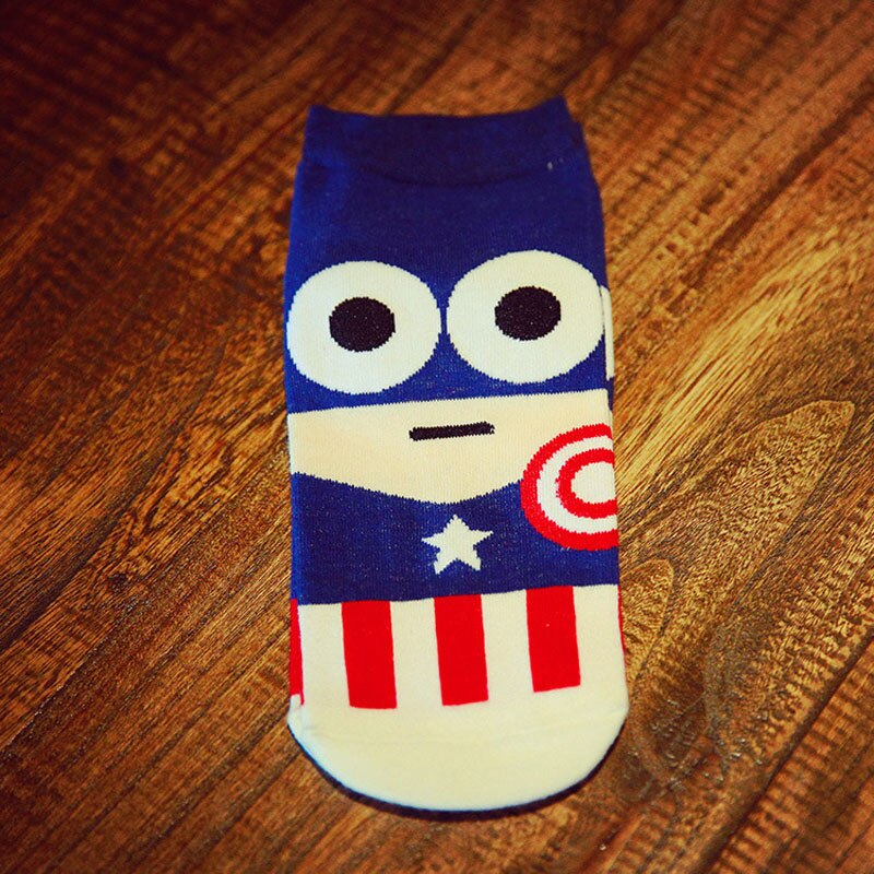Detail Captain America Socks With Cape Nomer 51