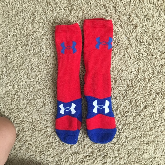 Detail Captain America Under Armour Socks Nomer 10