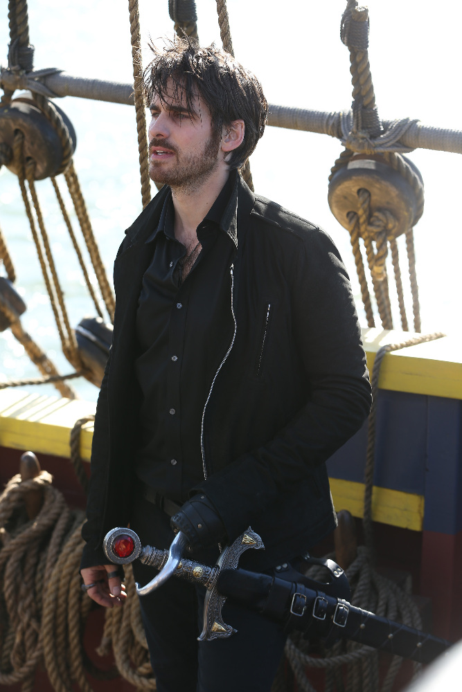 Download Captain Hook Wallpaper Nomer 38