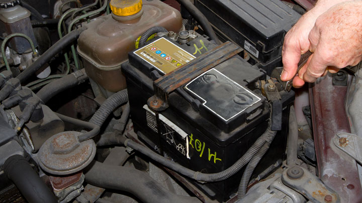 Detail Car Battery Pictures Nomer 55