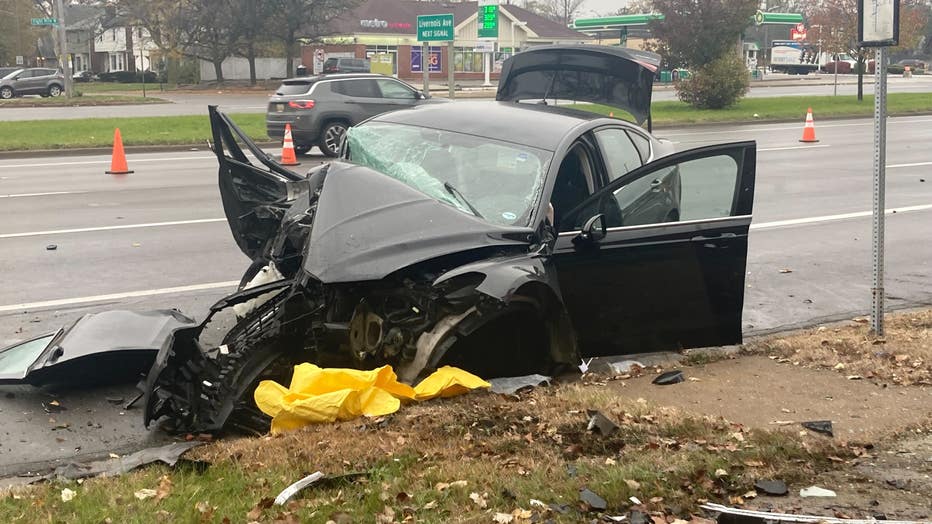 Detail Car Crash Image Nomer 17