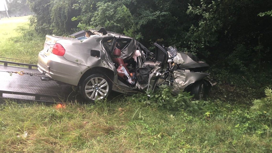 Detail Car Crash Image Nomer 42