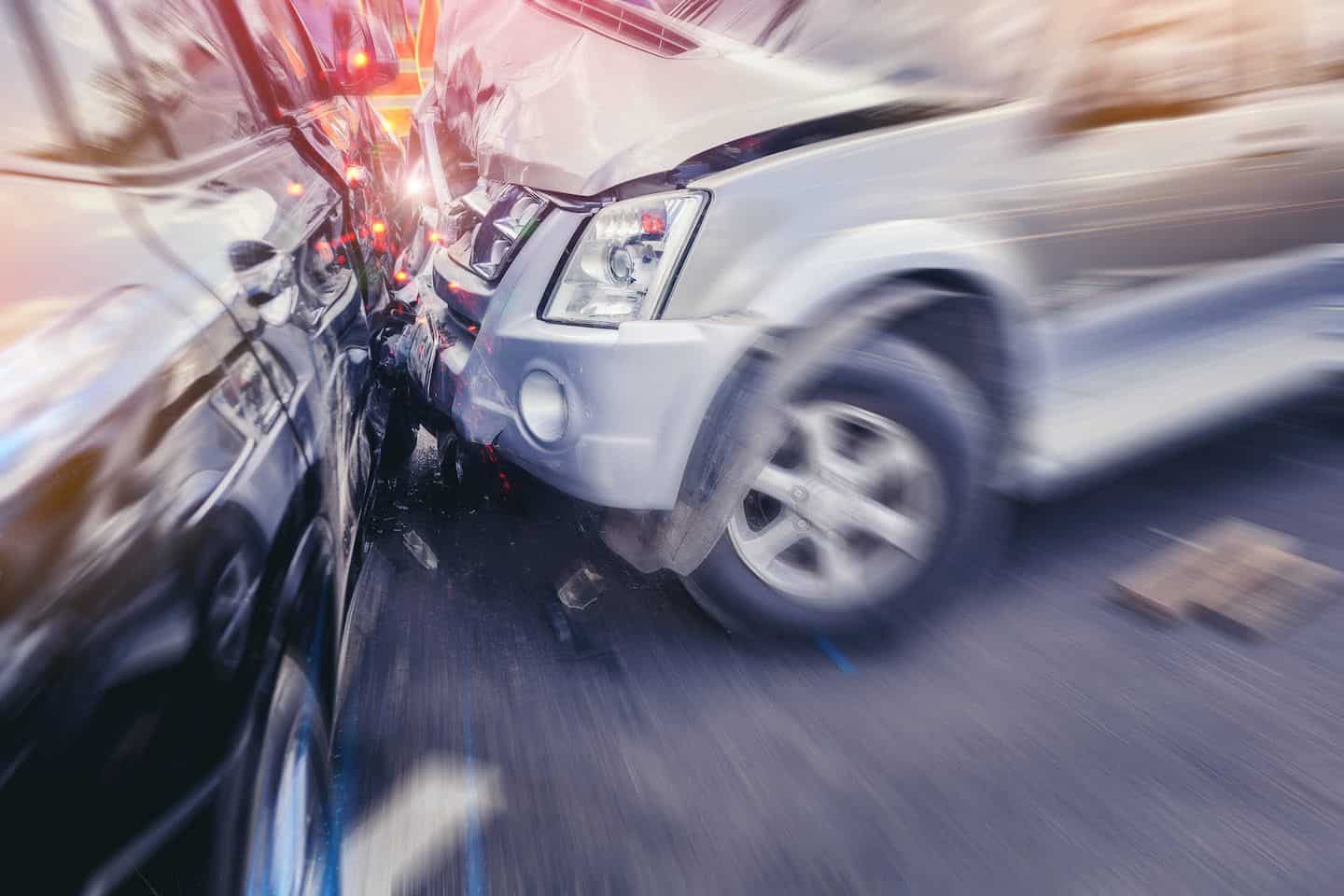 Detail Car Crash Image Nomer 56