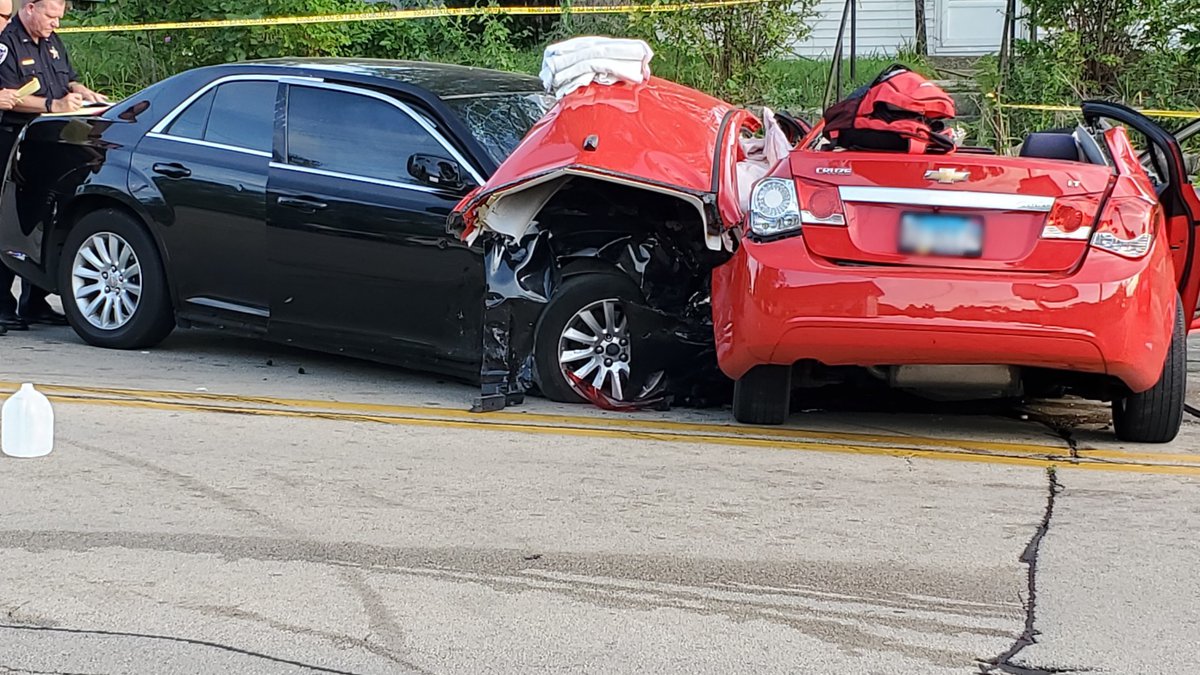 Detail Car Crash Picturs Nomer 21