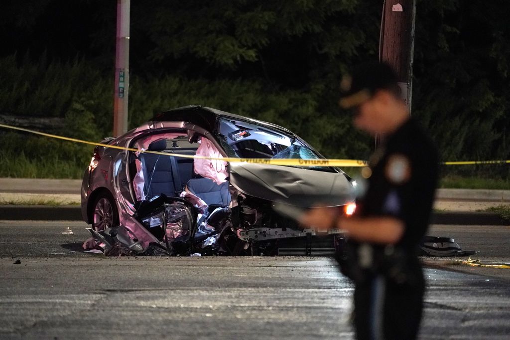 Detail Car Crash Picturs Nomer 43