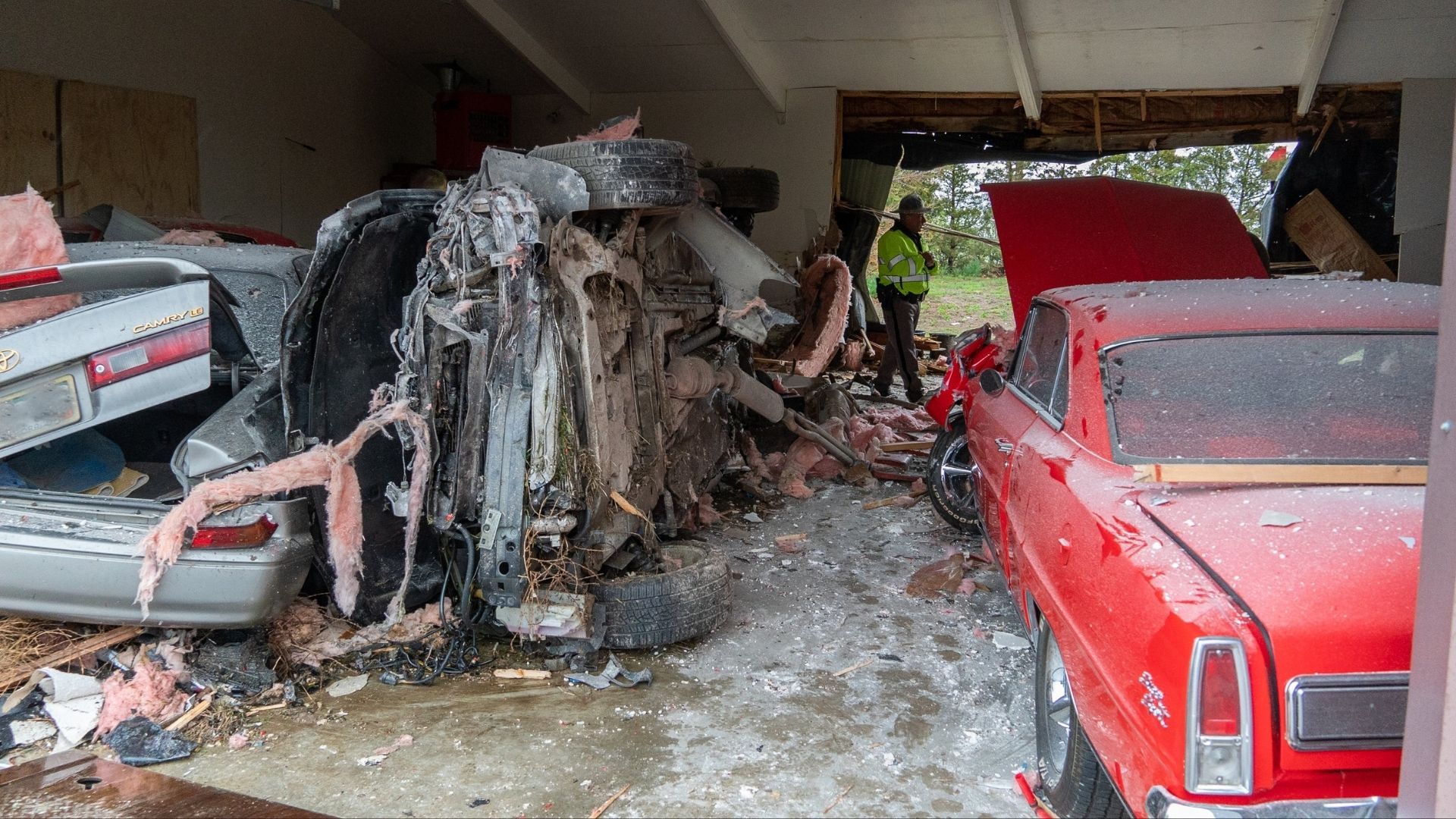 Detail Car Crash Picturs Nomer 51