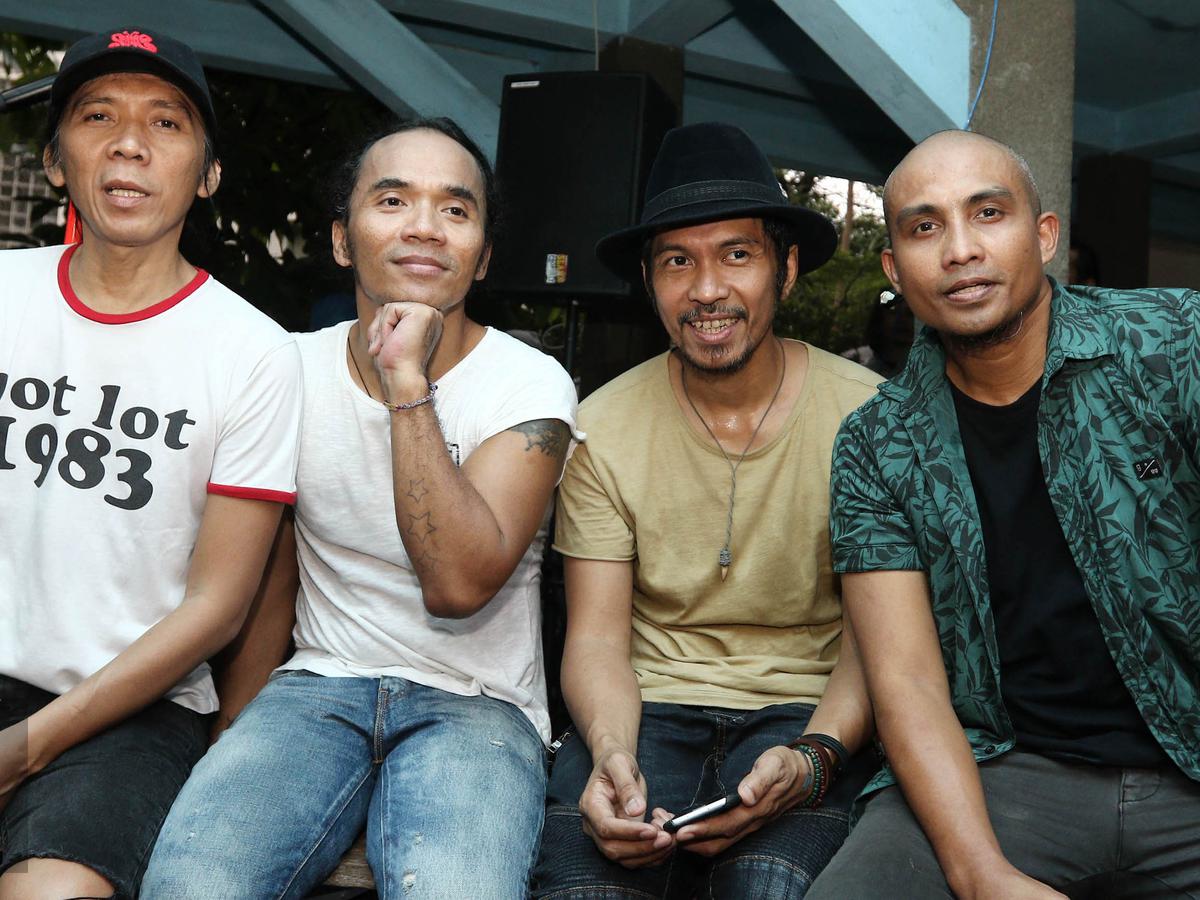 Detail Gambar Animasi Slank Nomer 39