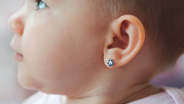 Detail Gambar Anting Bayi Nomer 31