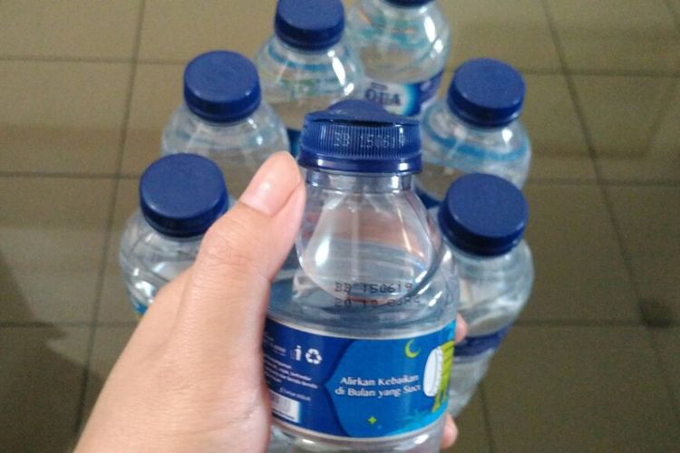 Detail Gambar Aqua Botol Nomer 15