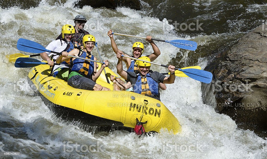 Detail Gambar Arung Jeram Nomer 28