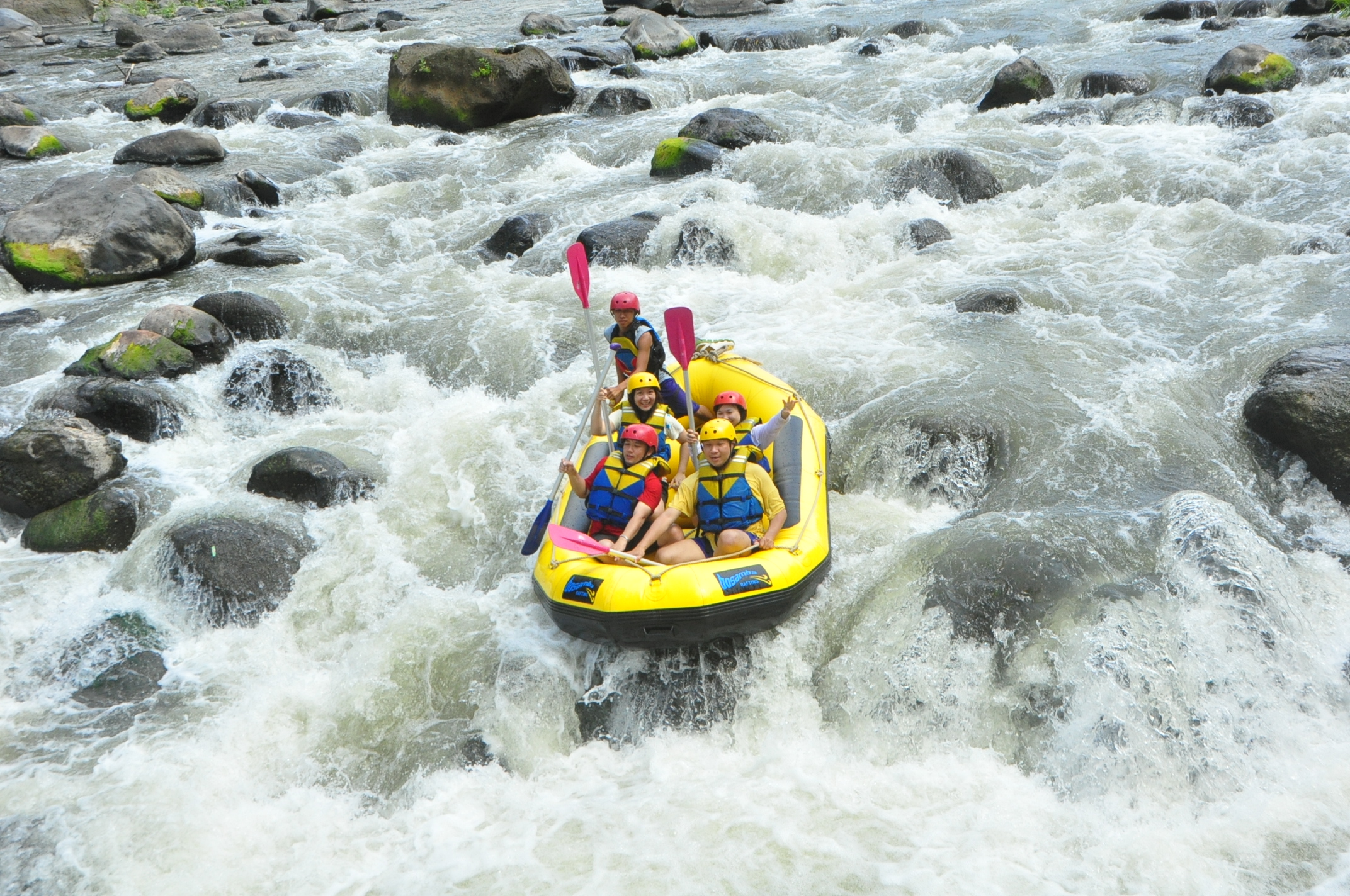 Detail Gambar Arung Jeram Nomer 8