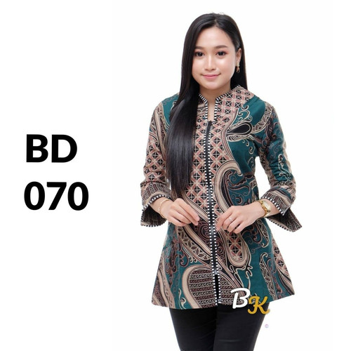 Detail Gambar Atasan Batik Wanita Nomer 31