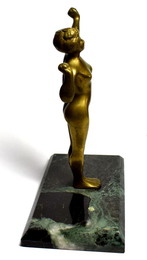 Detail Antike Statue Frau Nomer 19