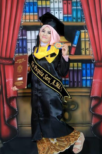 Detail Cara Foto Wisuda Yang Bagus Nomer 28