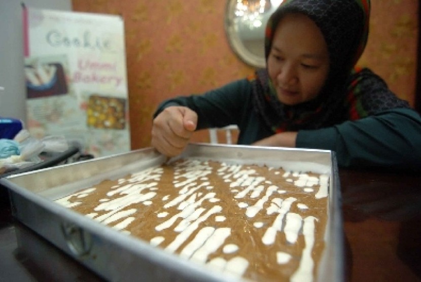 Detail Cara Membuat Roll Cake Batik Nomer 33