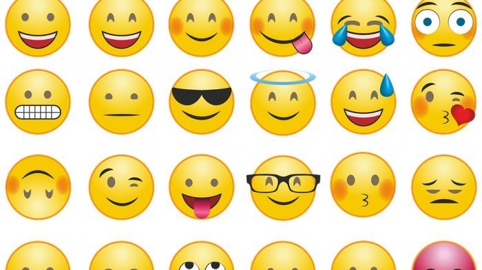 Detail Cara Menggambar Emoji Senyum Nomer 10