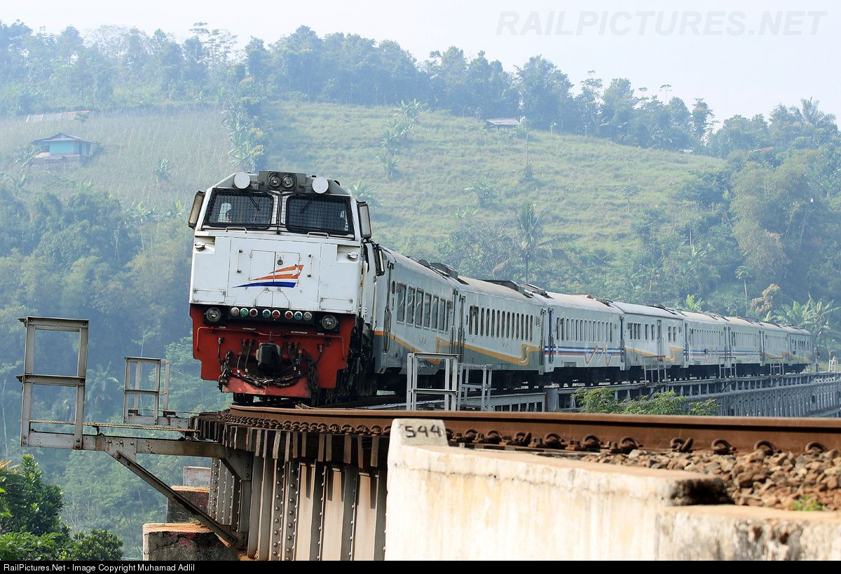 Detail Cara Menggambar Kereta Api Cc 206 Nomer 24