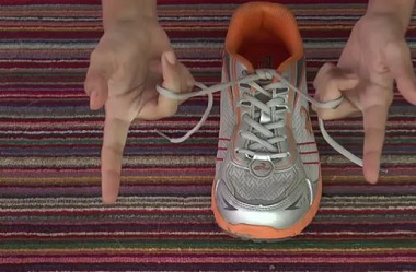 Detail Cara Mengikat Tali Sepatu Pita Nomer 8
