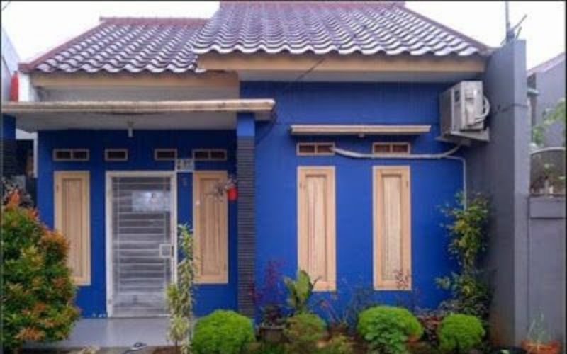 Detail Cat Depan Rumah Warna Biru Nomer 4