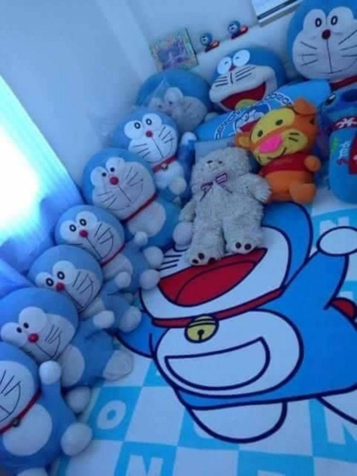 Detail Cat Kamar Doraemon Nomer 41