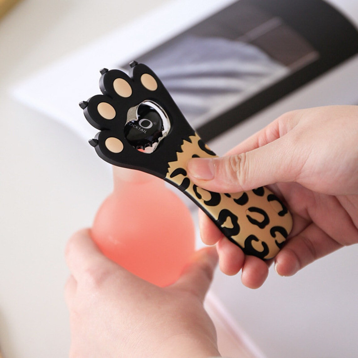 Detail Cat Paw Bottle Opener Nomer 30