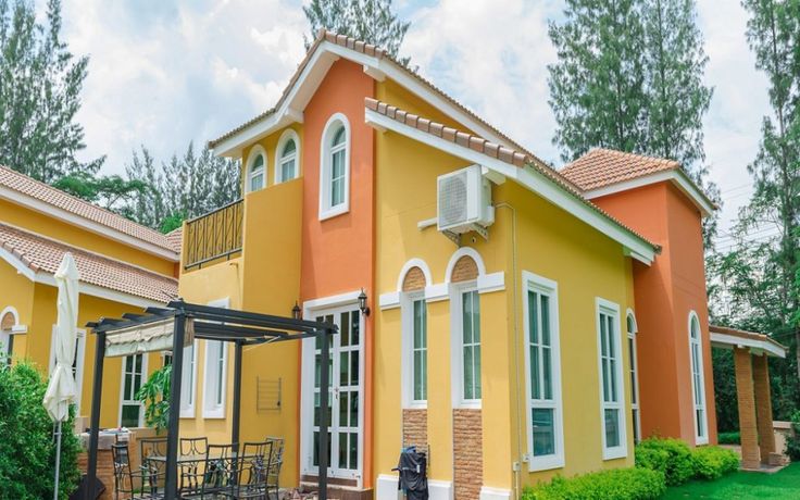 Detail Cat Rumah Cerah Elegan Nomer 37