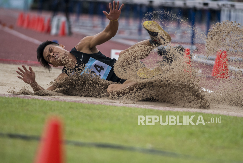 Detail Gambar Atletik Lompat Jauh Nomer 50