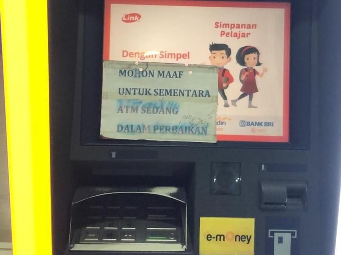 Detail Gambar Atm Mandiri Nomer 20