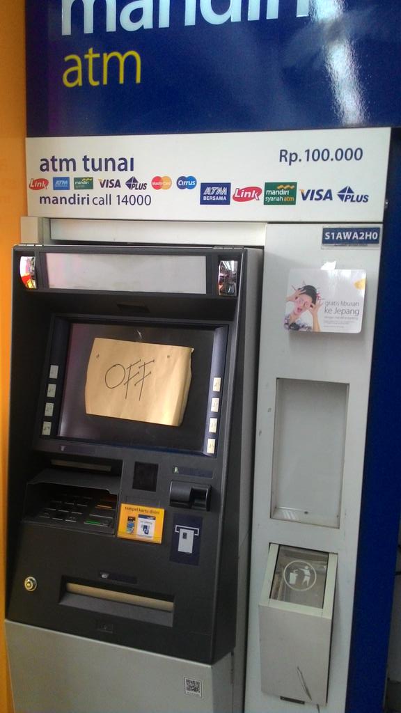 Detail Gambar Atm Mandiri Nomer 4