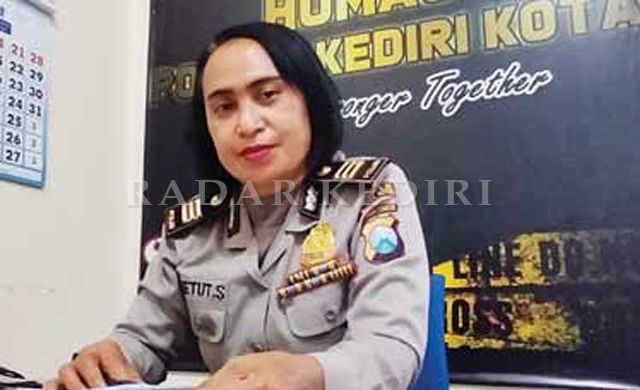 Detail Gambar Atribut Polisi Nomer 34