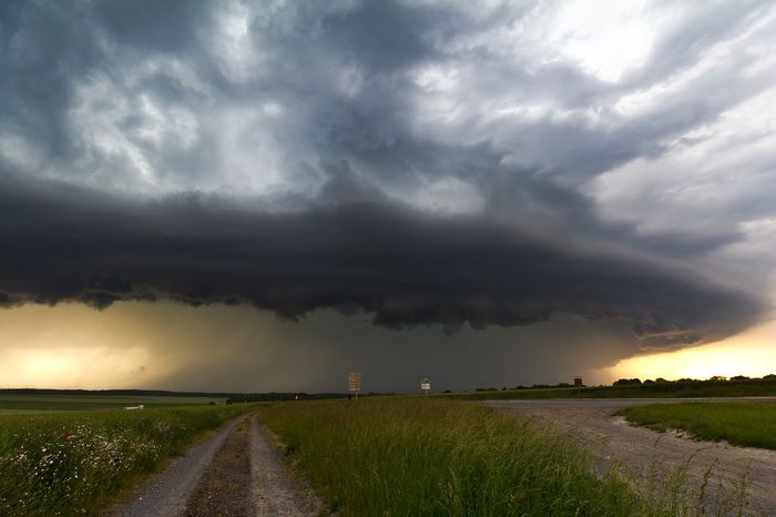 Detail Gambar Awan Kumulonimbus Nomer 51