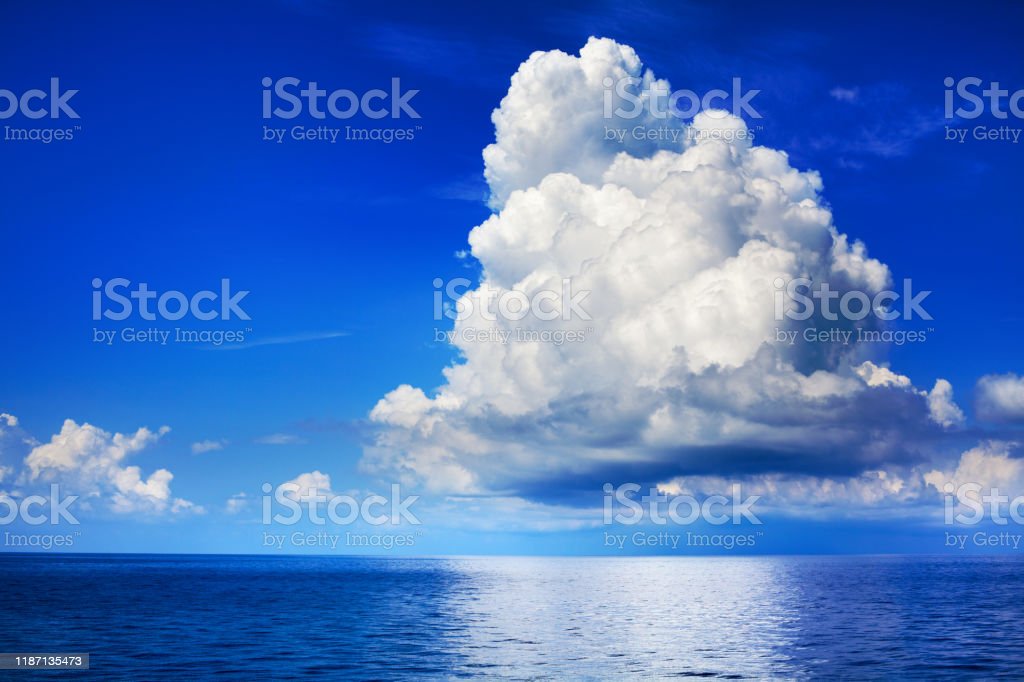 Detail Gambar Awan Laut Langit Animasi Nomer 17