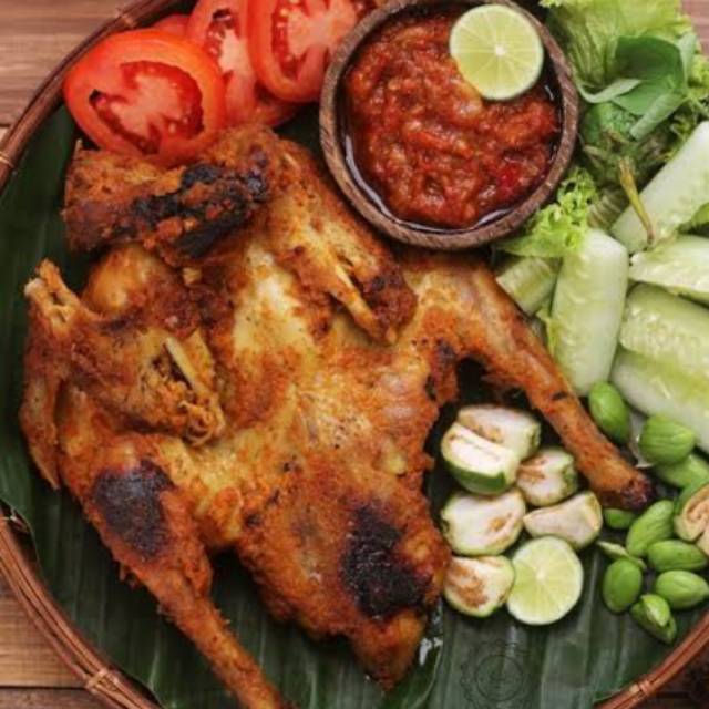 Detail Gambar Ayam Bakar Bekakak Nomer 6