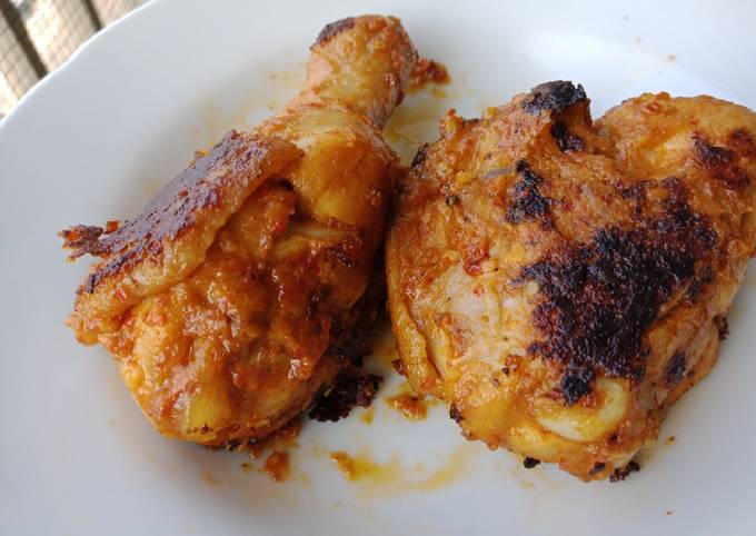 Detail Gambar Ayam Bakar Bumbu Rujak Nomer 35