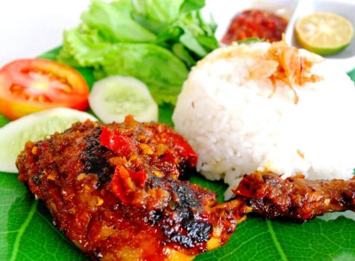 Detail Gambar Ayam Bakar Nomer 20