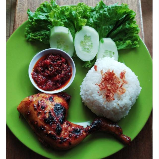 Detail Gambar Ayam Bakar Nasi Nomer 18