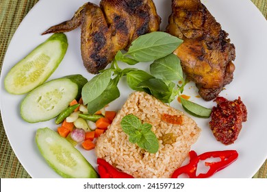 Detail Gambar Ayam Bakar Nasi Nomer 25