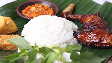 Detail Gambar Ayam Bakar Nasi Nomer 31