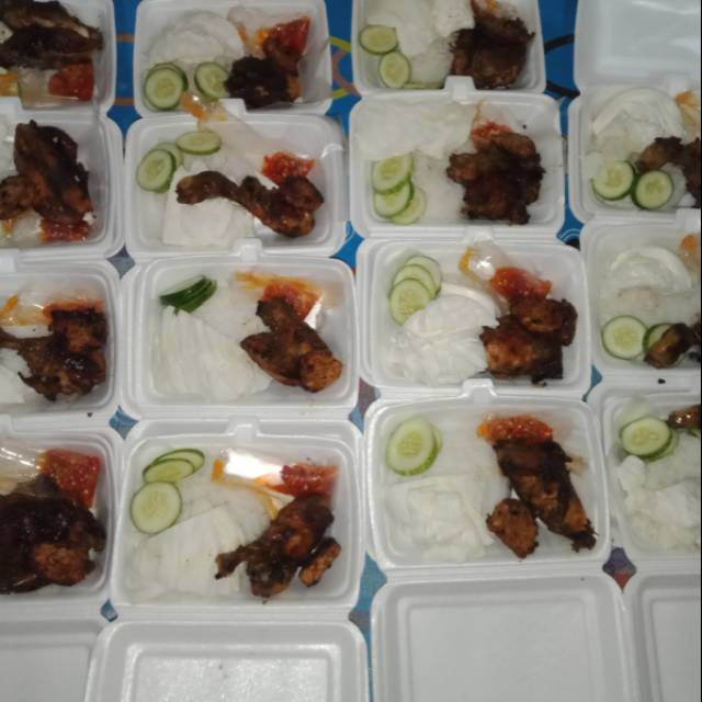 Detail Gambar Ayam Bakar Nasi Nomer 43