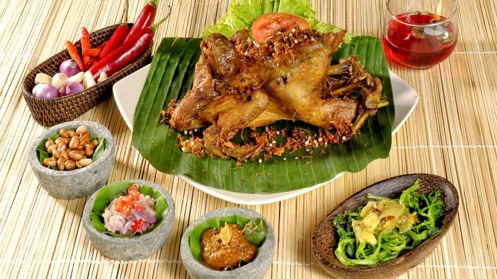 Detail Gambar Ayam Betutu Goreng Nomer 11