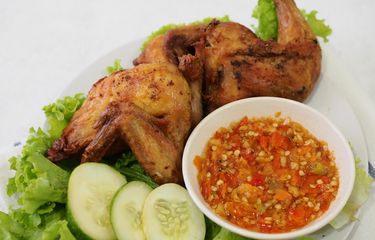 Detail Gambar Ayam Goreng Nomer 44