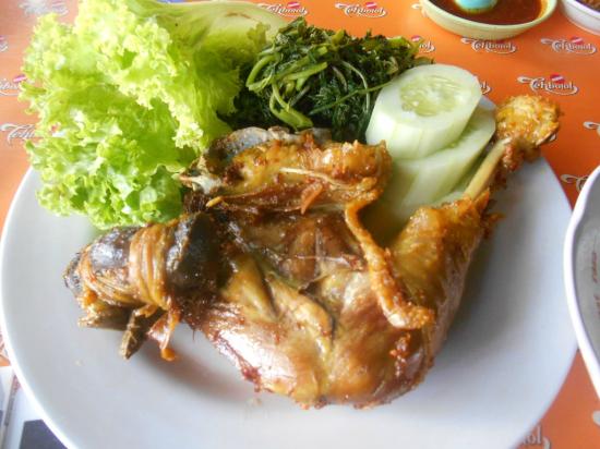 Detail Gambar Ayam Goreng Nomer 46